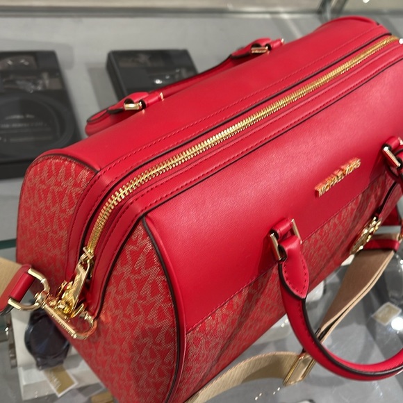Michael Kors MK Jet Set Travel Medium Duffle Bag Satchel Bright Red MK Signature - Picture 6 of 16